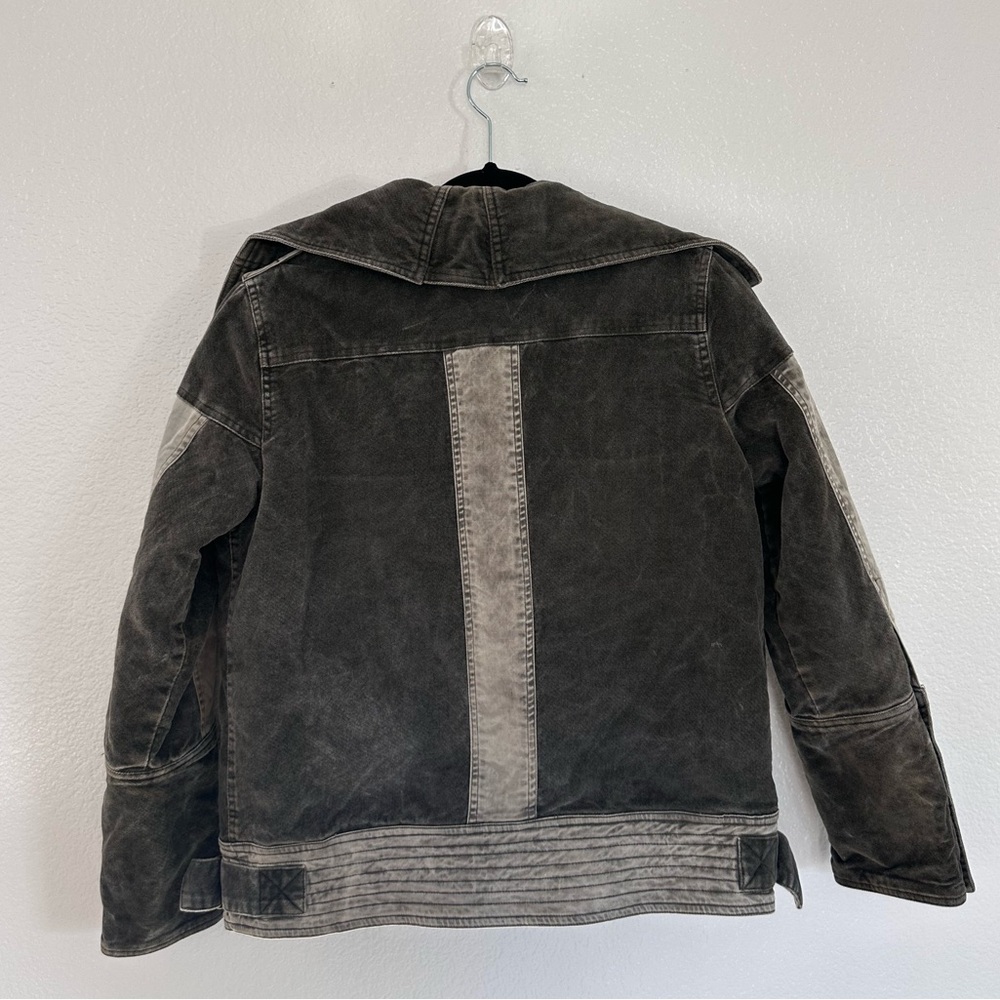 Jacket - Picture 3 of 3